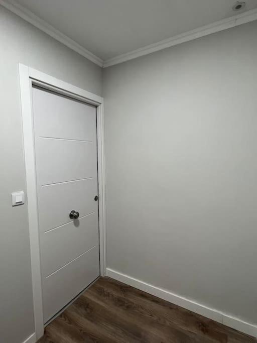 Apartamento Turistico Plaza III Monforte De Lemos Kültér fotó