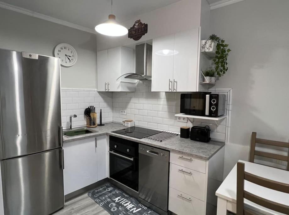Apartamento Turistico Plaza III Monforte De Lemos Kültér fotó